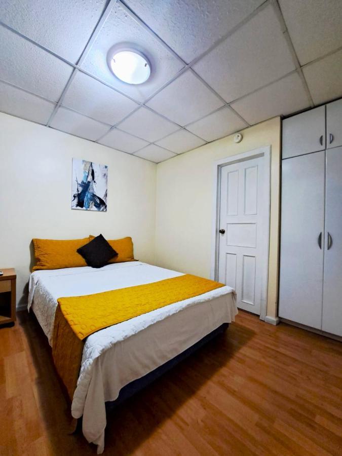 קואנקה Hotel Mariscal Inn & Suite מראה חיצוני תמונה