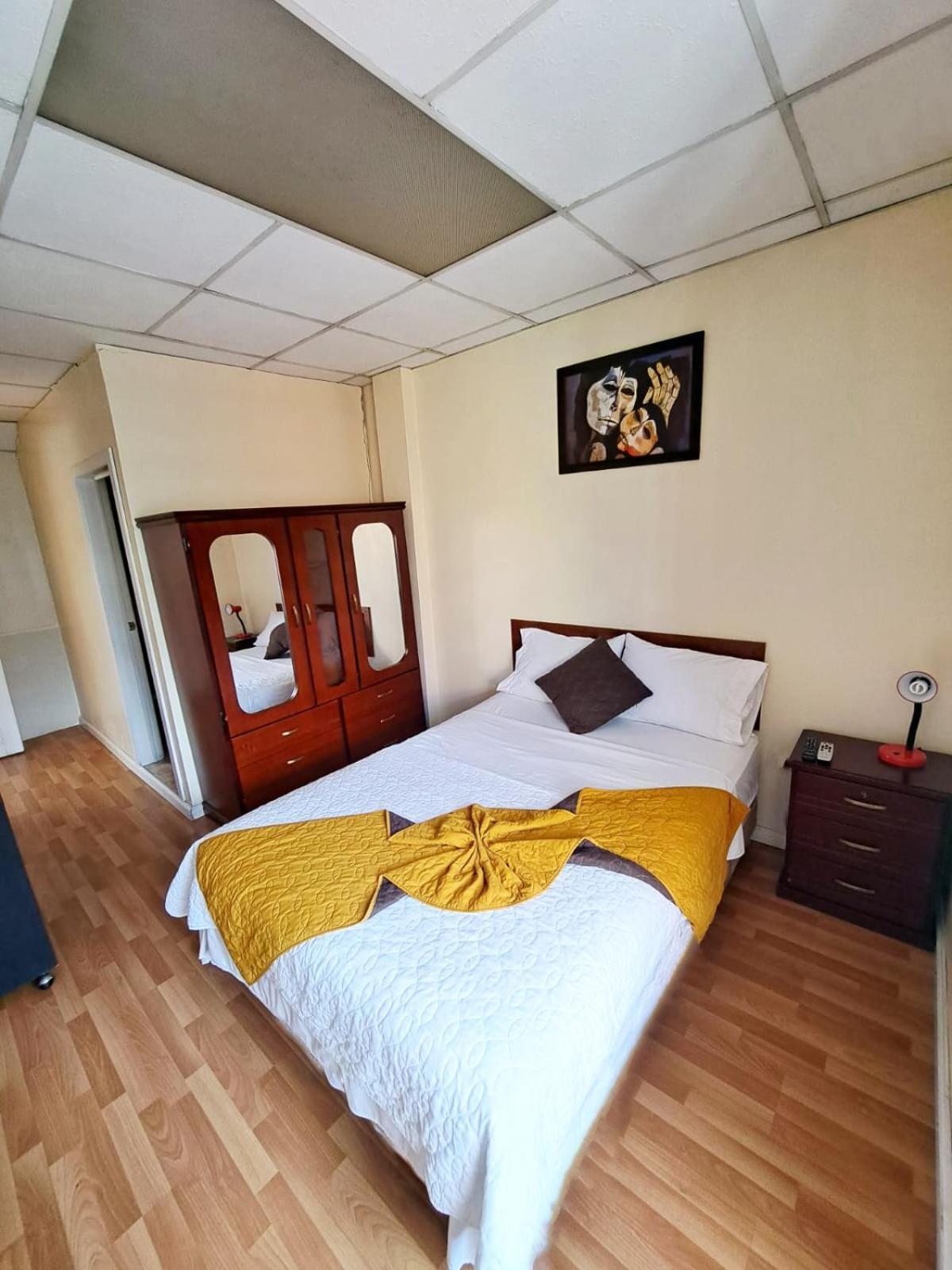 קואנקה Hotel Mariscal Inn & Suite מראה חיצוני תמונה