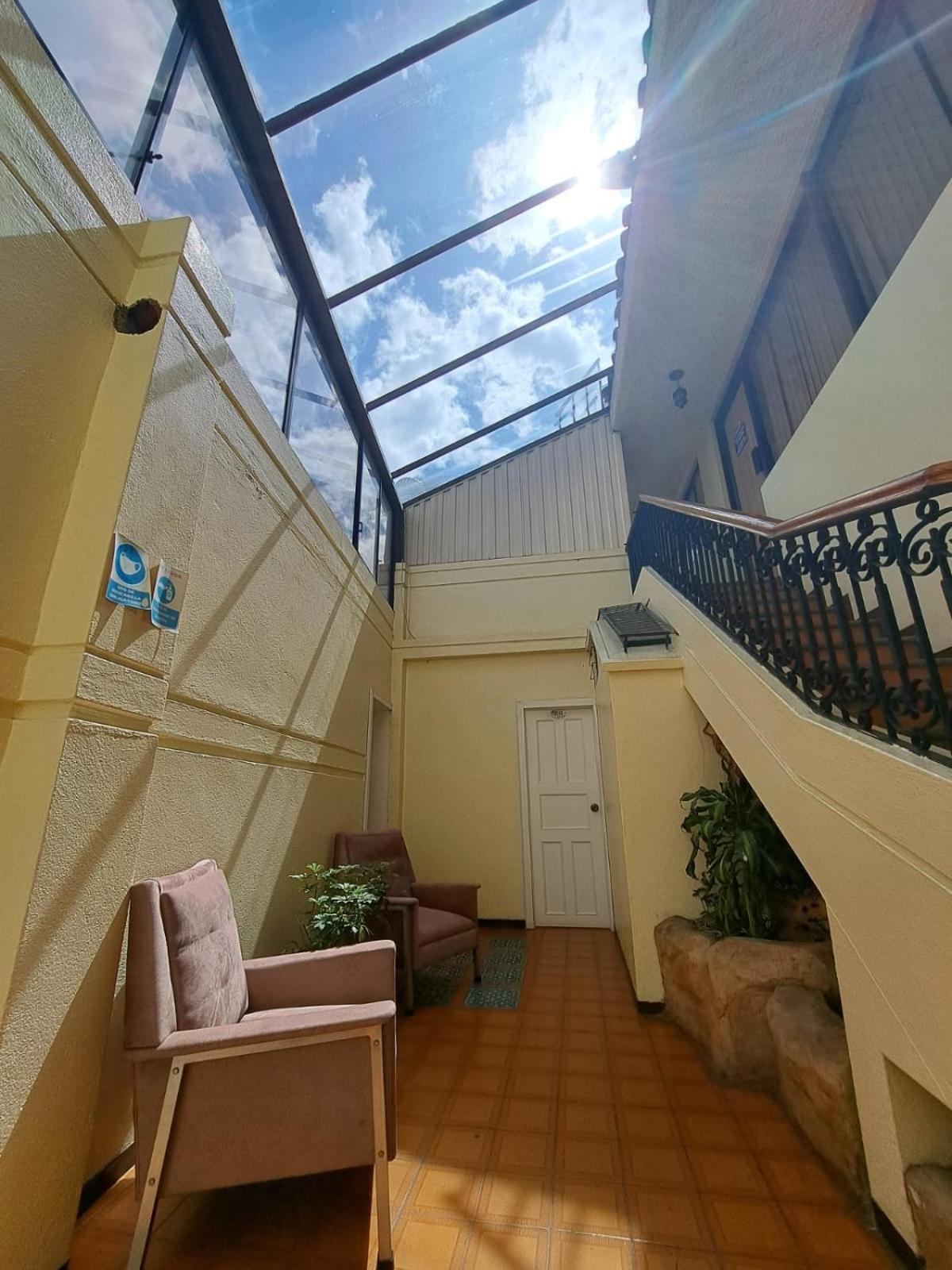 קואנקה Hotel Mariscal Inn & Suite מראה חיצוני תמונה